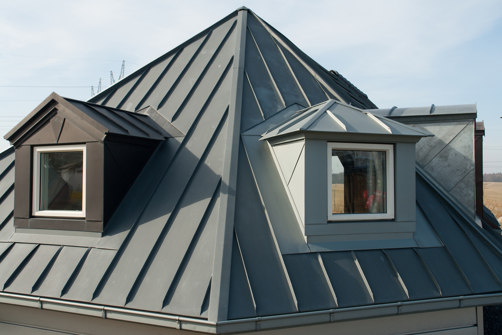 METAL ROOFS