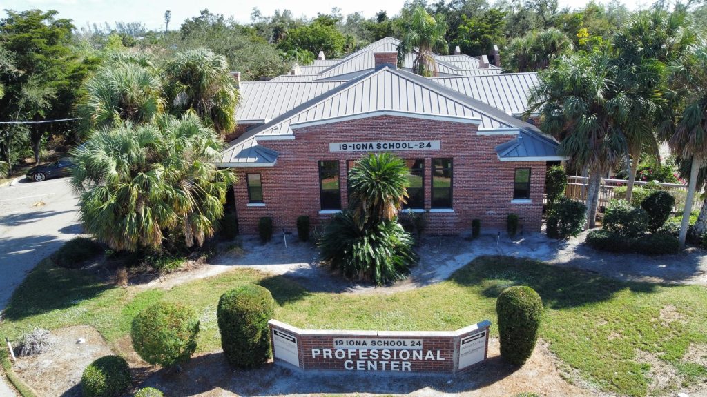 Commercial Property Standing Seam Metal Roof System